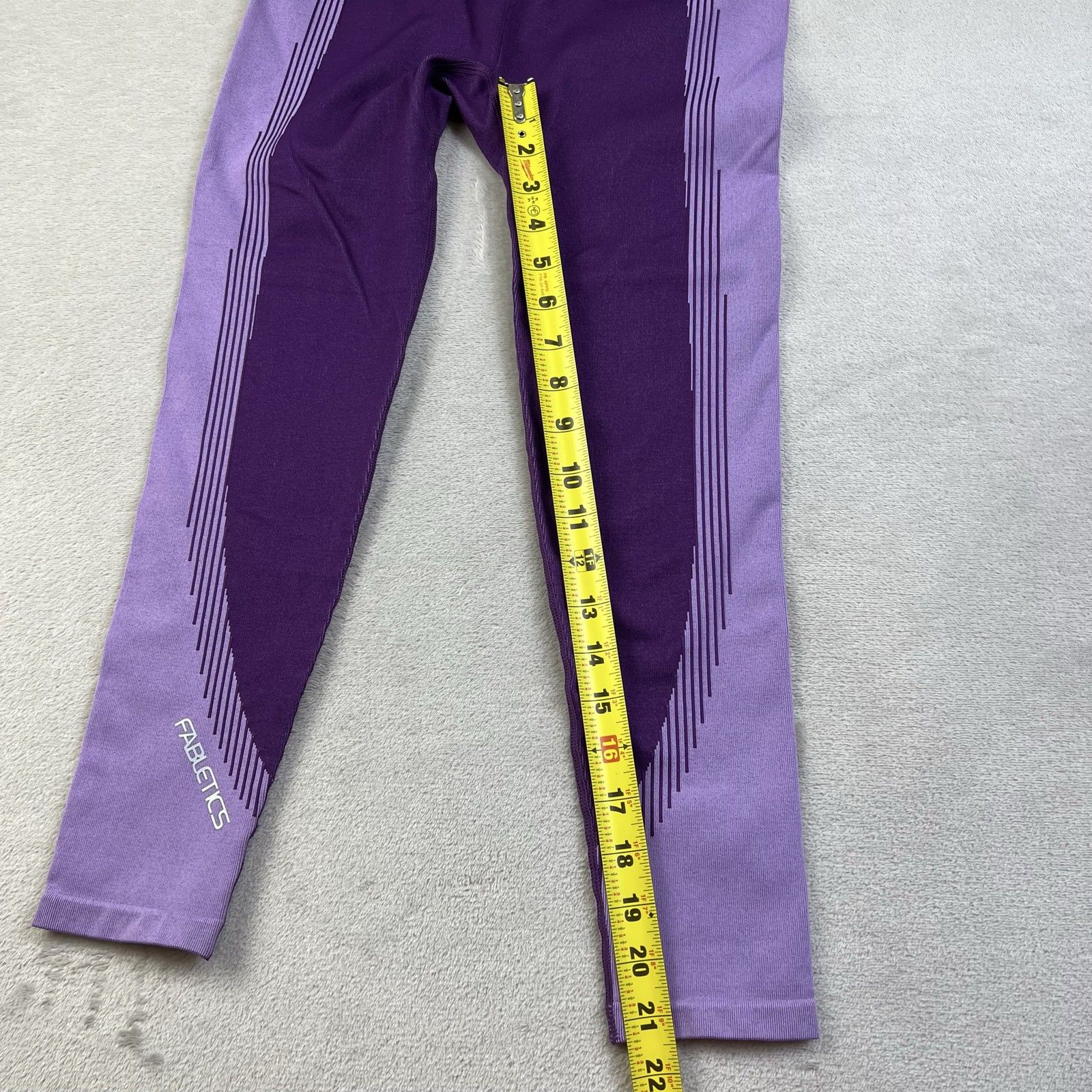 Fabletics Seamless Fusion High-Waisted 7/8 Leggings Women S Luxe Plum — image 6 of 8